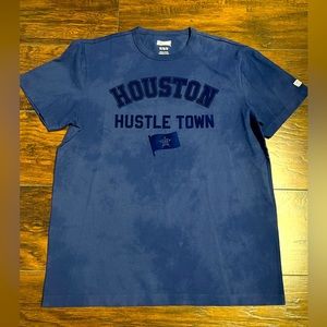 MLB Houston Astros Hustle Town T-Shirt Men Size Medium Tailgate Luxury Tee